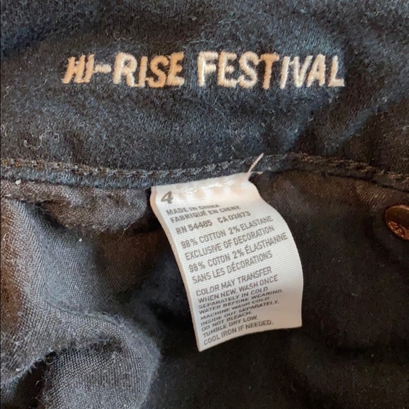 Black American Eagle Hi Rise Festival Jean Shorts - Picture 3 of 3